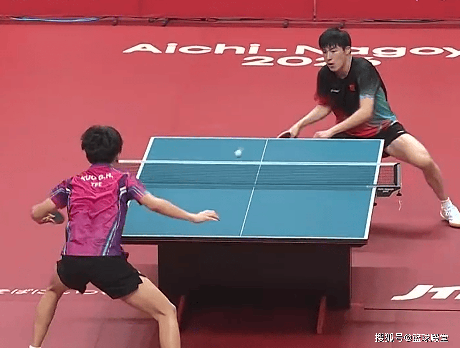 第二局发球扭转局势！温瑞博3-1逆转郭冠宏，男团3-0中国台北晋级决赛！