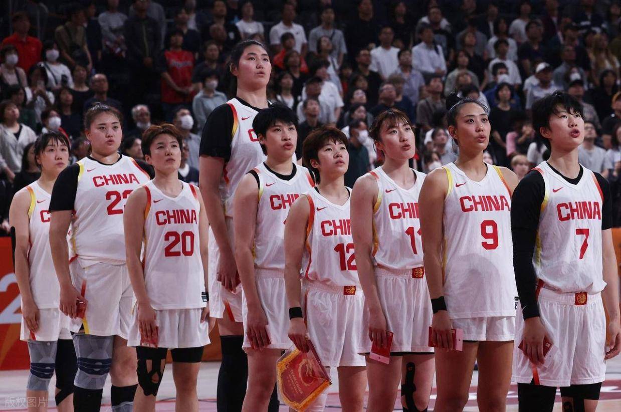 中国女篮5分惜败韩国无缘决赛，13投0中，万次投篮都练的什么？球迷：但凡中一个都能赢！