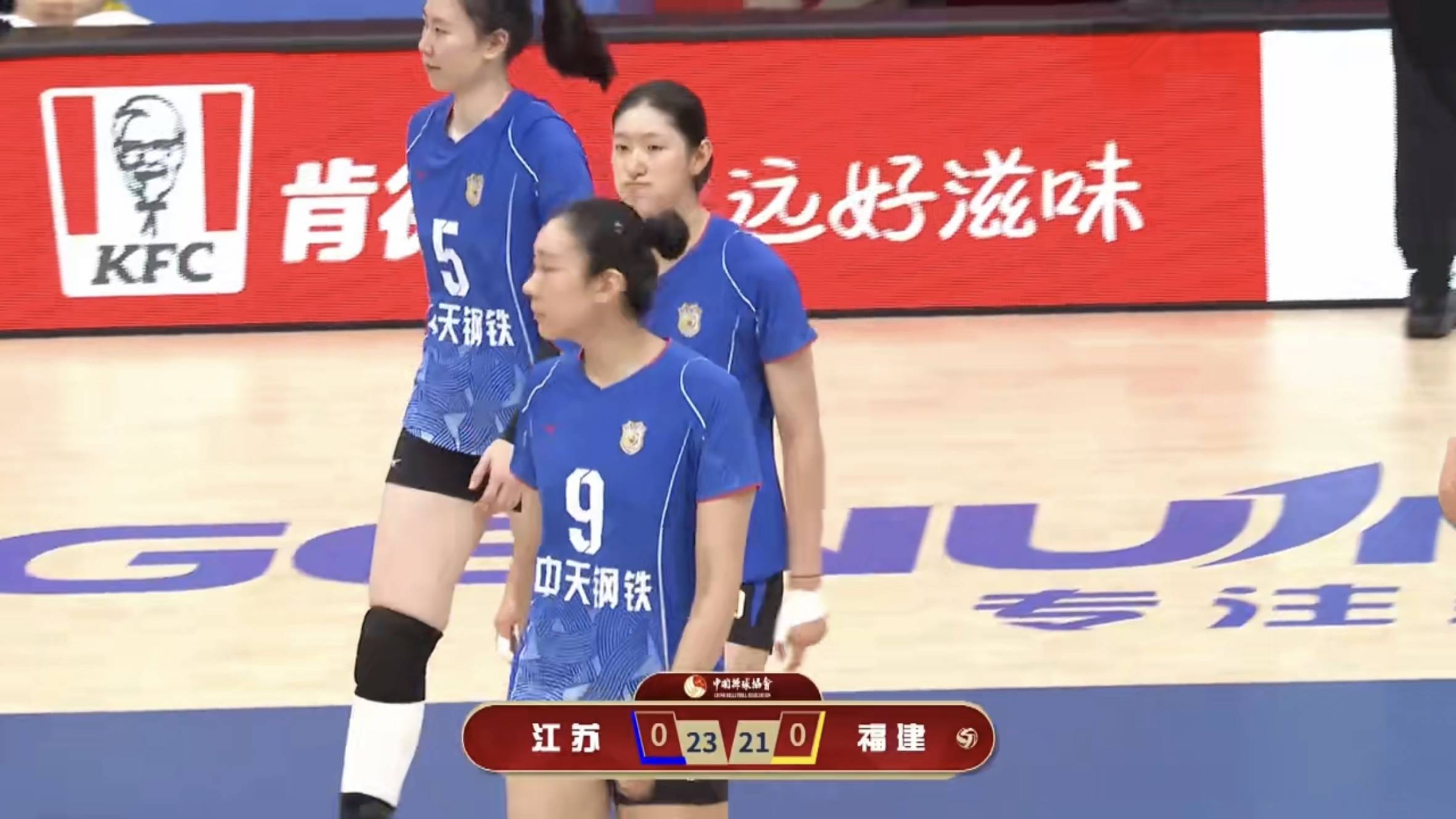 25 :21!江苏女排局末被福建追到只领先2分,国手殷小岚未获首发