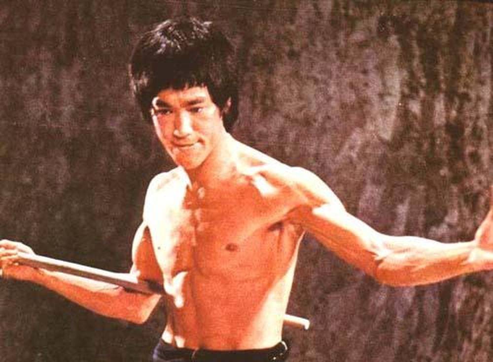 泰森亲口说打不过格雷西!UFC总裁称李小龙MMA之父,唐凯直言泰森跨规则算菜鸟:规则定胜负