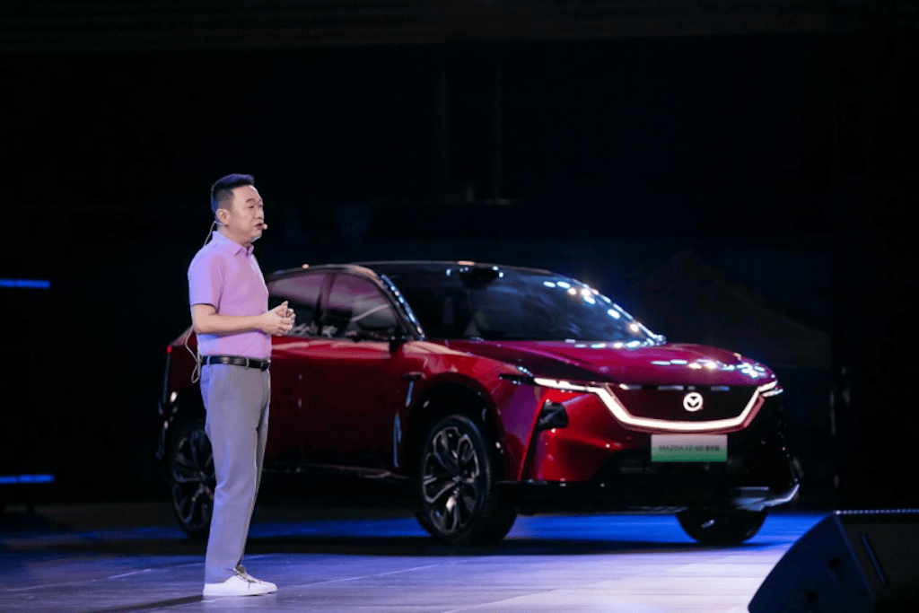 MAZDA EZ-60激光版正式上市 2026长安马自达粉丝盛典珠海盛大启幕1249.png