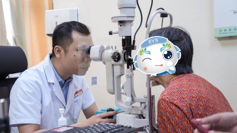 从0.4到1.0 ！60岁环卫工在谭泳昌名医工作室重获清晰视界(图1)