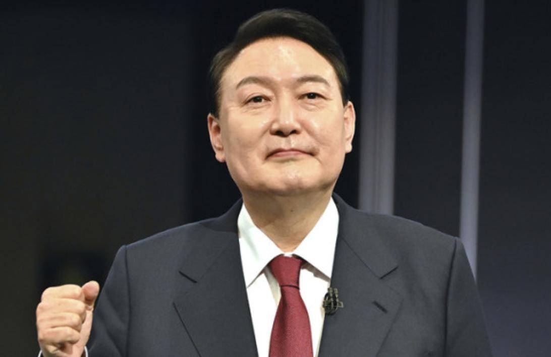 倒计时3天，韩国检察官被“缴械”，被调查的李在明，要拆了调查局