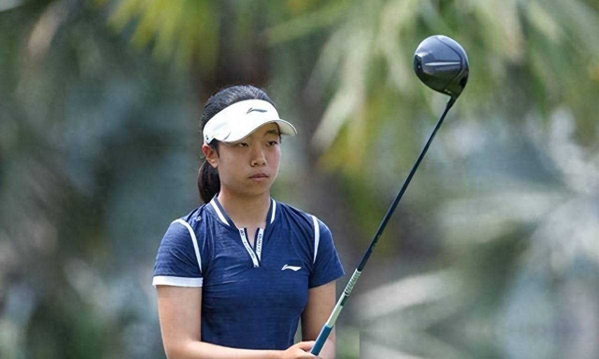 国乒刘国梁50岁，定居北京不回河南，如今生活重心是专心托举女儿