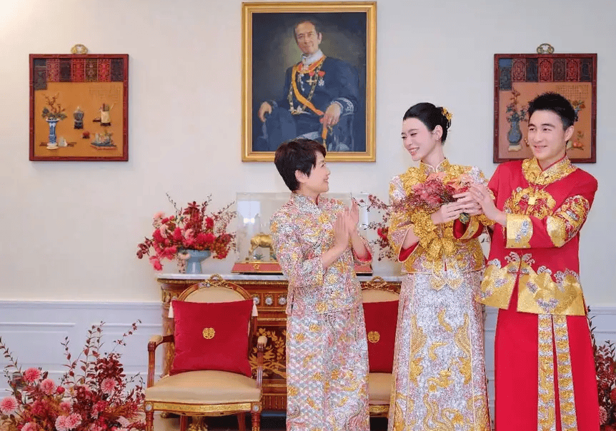 奚梦瑶晒婆婆赠22只金镯敬茶礼 奢华婚嫁装备估值近300万引热议