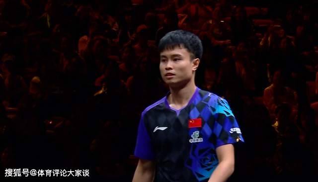 WTT中国大满贯：一场3-0，周启豪打败张本智和！王励勤、王皓助战