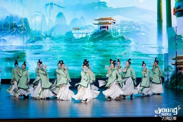 上百支队伍,数千名演员,近万名观众——“这YOUNG的老年派”大湾区季圆满落幕(图11) 上百支队伍,数千名演员,近万名观众——“这YOUNG的老年派”大湾区季圆满落幕(图11)