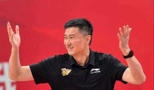 重新出发：杜锋签约新角色，与辽宁名帅共襄盛举