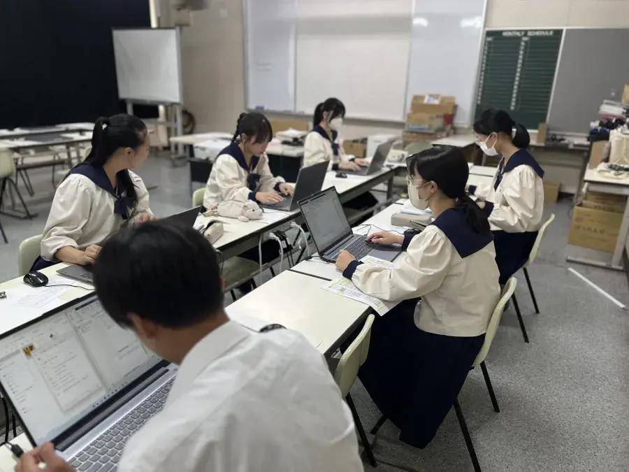 请输入图片描述