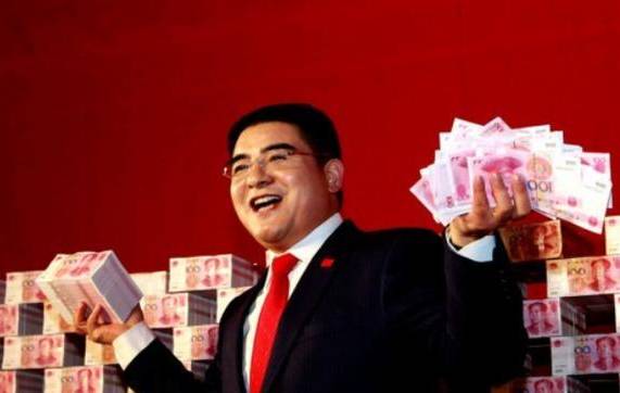 “中国首善”陈光标，高调捐款被嘲作秀，如今低调回到老家种田