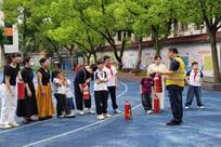 京山市实验小学开展消防安全演练活动