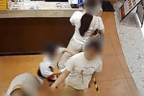自称“被4岁男童摸臀”，女子多个账号被禁止关注