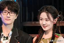 婚讯传闻不到3天，许嵩正式官宣，网友：恭喜，终于等到这一天