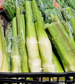 入秋后，南瓜白菜先靠边，这3种“黄金菜”别错过，鲜嫩营养正当时，价格不贵还养人！