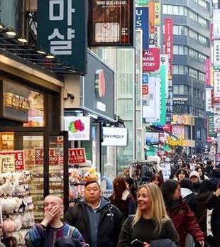 韩国公布了中国游客国庆在韩的消费数据：高档珠宝销售增长295.5%