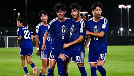 U17亚洲杯刺激！日本5-0晋级四强，国足3-1逆转沙特，会师决赛吧