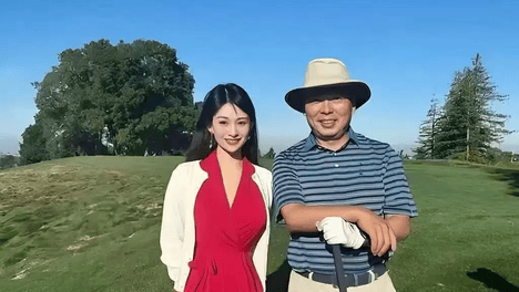 从不看好到爱不释手：段永平举牌泡泡玛特
