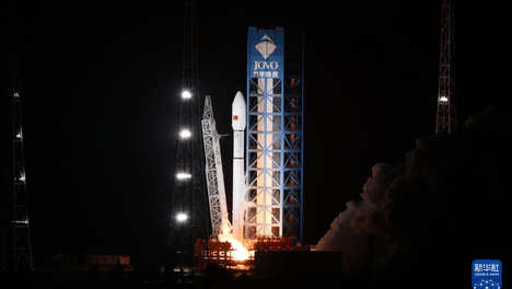 中国成功发射卫星互联网低轨27组卫星