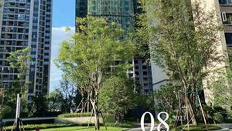 融创九棠府未封顶邮储银行就放贷 业主"房贷+房租"扛了近四年