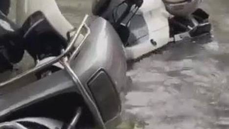 全城狂风暴雨 台风“白海豚”持续影响上海→