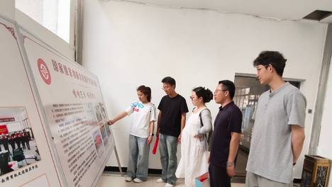湖北文理学院理工学院师生到我县研究“呜音喇叭”