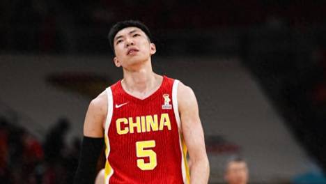 男篮晋级四强第一功臣！廖三宁30+7突破似尖刀 25岁坐稳核心席位