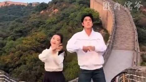 速度太快！林子濠陈瑜官宣俩月就结婚！网友调侃林依轮想孙女所以偷偷催婚了#第40期娱乐热点剧评社#