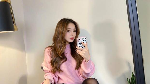 开心一笑：女上司常吼我，我故意在她椅子上涂了强力胶十分钟后…
