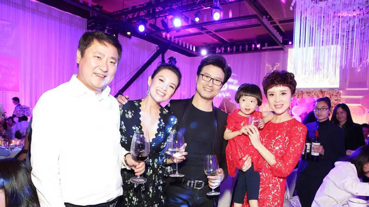 于冬被曝与金巧巧已离婚三年，你相信吗？