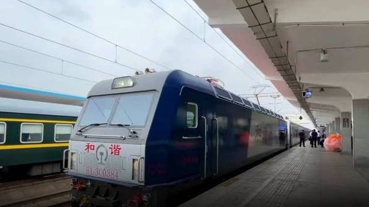 泰山旅游专列发车，全程票价41.5元，你觉得贵吗？
