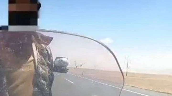网友称青海格茫公路牧民有点凶，你怎么看？