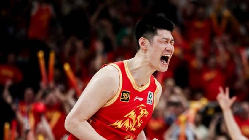 广厦险胜深圳总分1-0：胡金秋20+8 布朗46+7单节狂轰23分