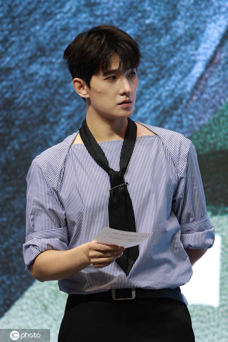 杨洋,1991年9月9日出生于上海市,籍贯安徽省合肥市,中国内地影视男