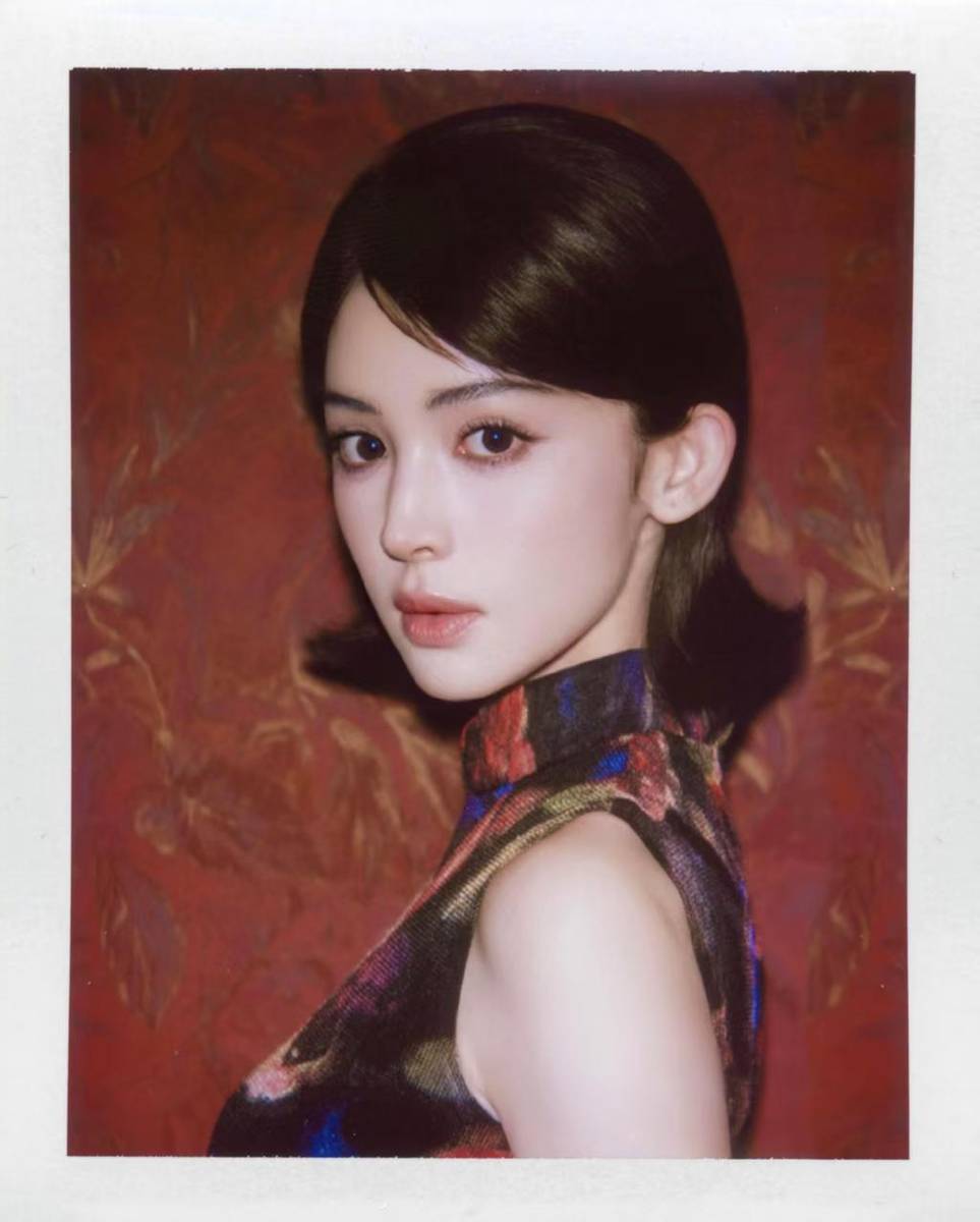 古力娜扎晒旗袍主题撕拉片 复古明艳尽显东方韵味