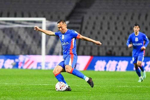 重庆铜梁龙 vs 上海海港