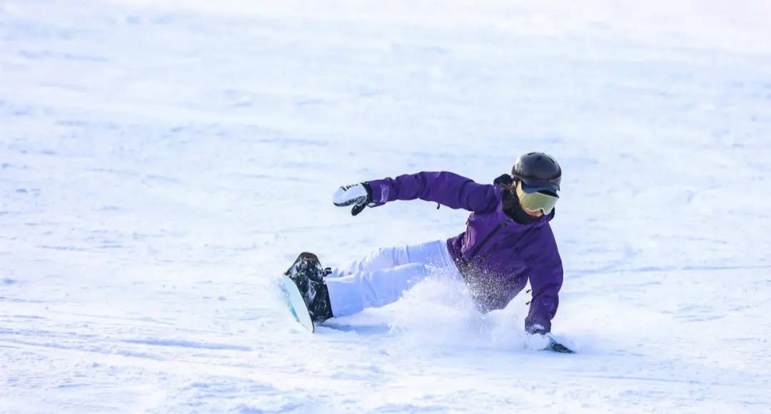 单板滑雪为什么一定要刻滑?_控制_速度_稳定性