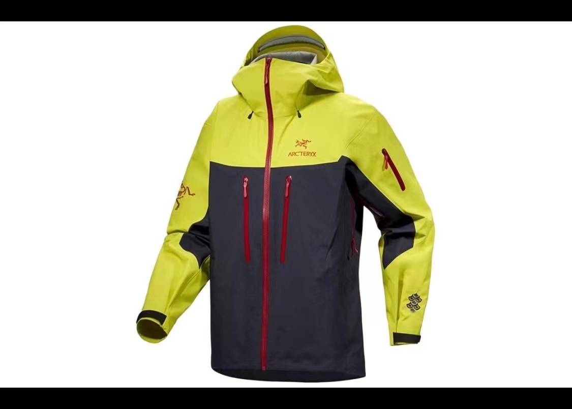 始祖鸟龙年冲锋衣价格炒到1.2万元:品牌为何仍未能实现盈利?