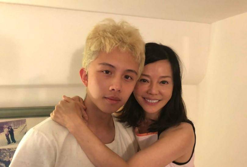 台湾女星狄莺:盯儿子吃饭7小时18岁前不准出门,自称好妈妈_孙鹏_孩子