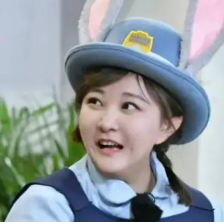 瘦下来的贾玲比张小斐好看,网友言道:一个大美女诞生了_才华_演技