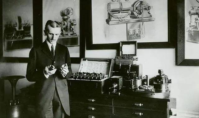 处决犯人的电椅,原本却是爱迪生打压特斯拉时,所发明的一个道具_交流