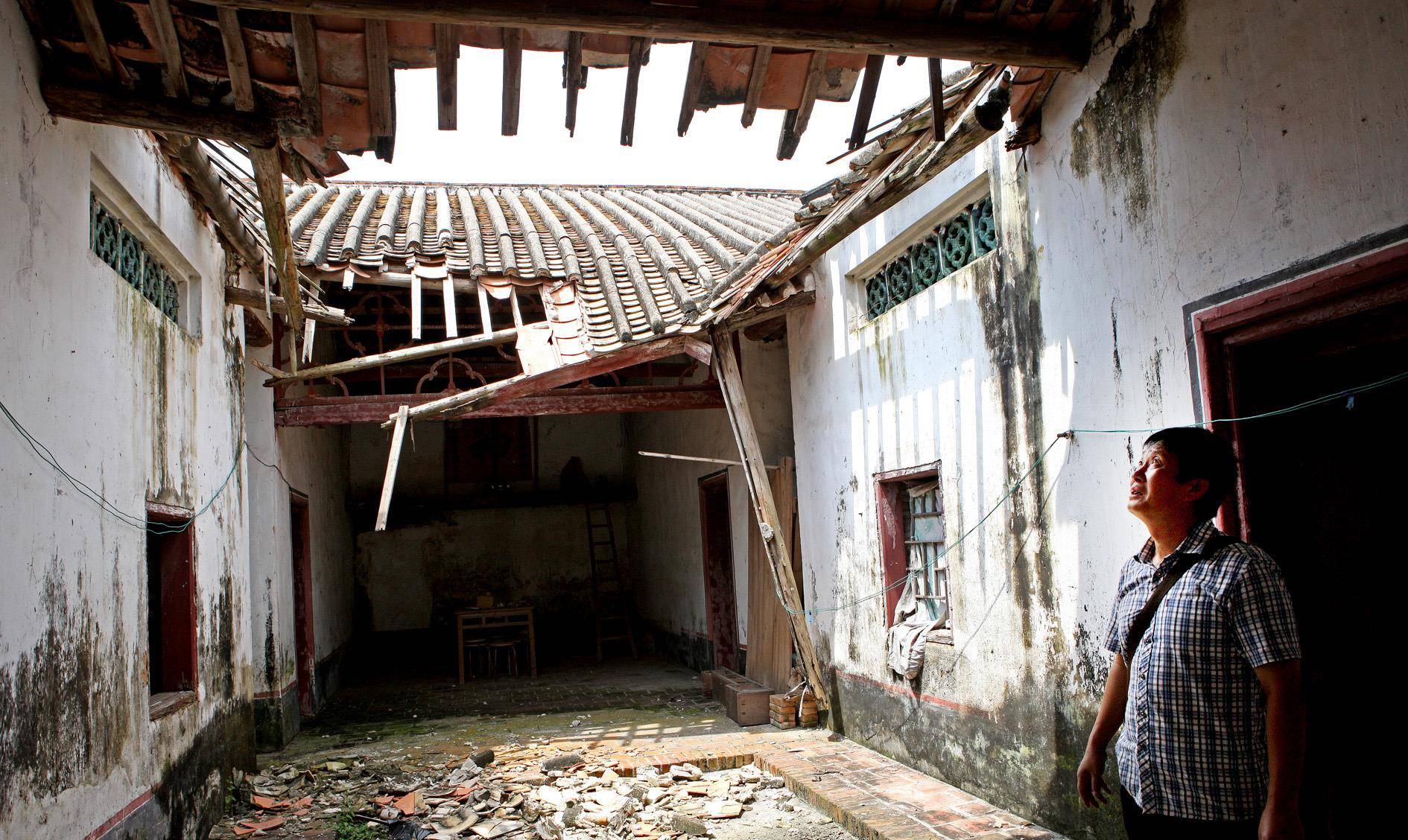 我国首位驻外大使吴川陈兰彬后人邛州太守陈嵩良父女传奇_麻通_四川