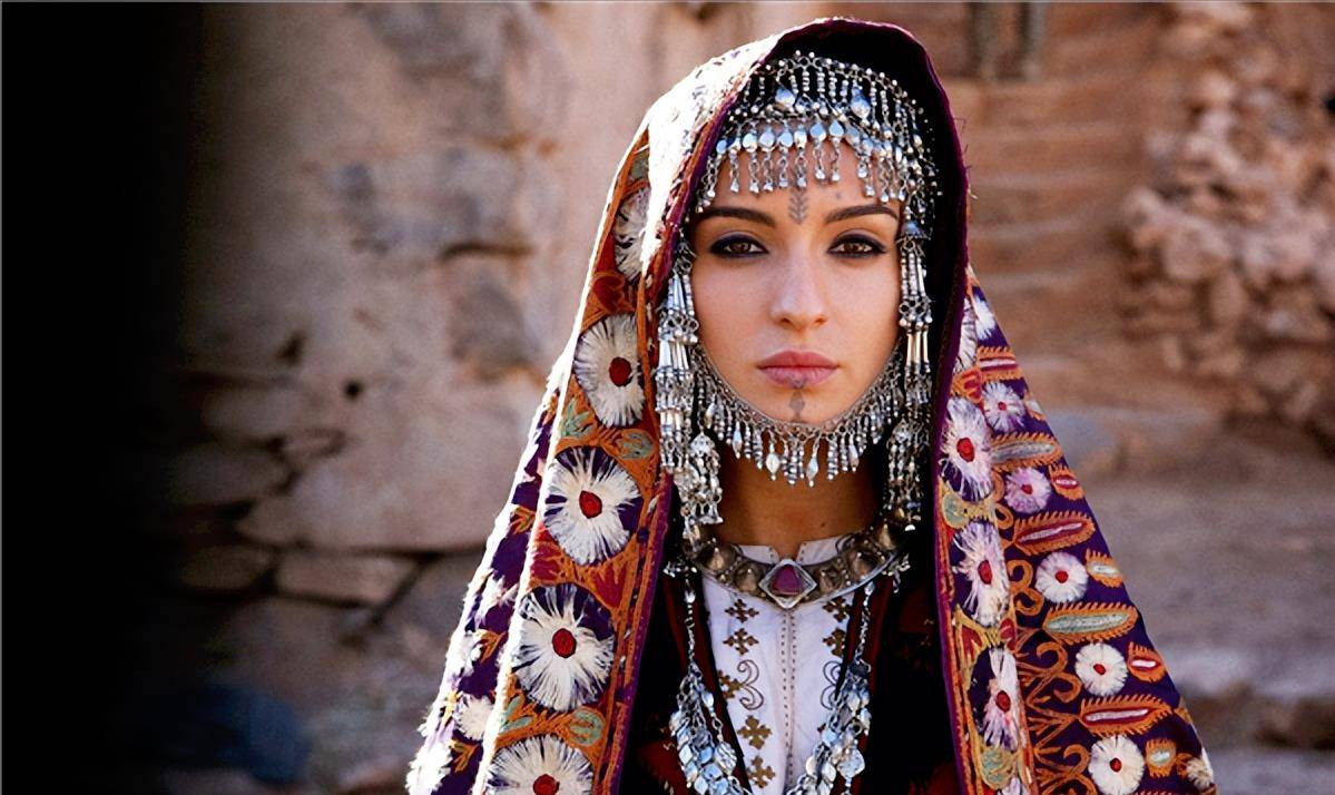 古埃及法老娶了自己女儿,还和她生孩子,为何不觉得违背了伦理?