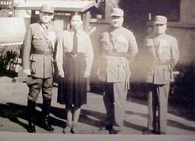 于是,张春莲很快在众多女孩中脱颖而出,成为毛人凤的秘书,被带进复兴