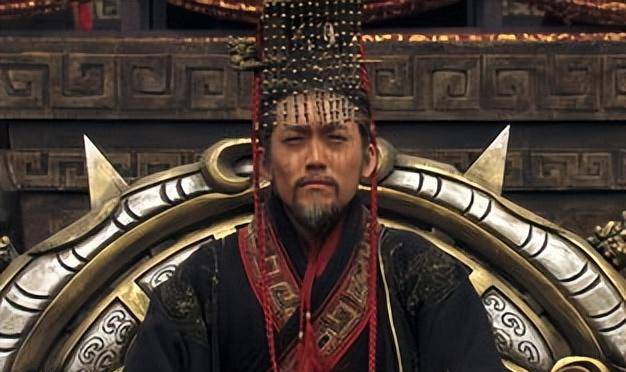 的结果,这种权力在秦始皇看来包括当下的功臣和早已经进入秦国的六国