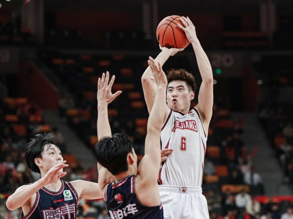 比赛_赛季_周琦