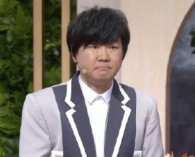 郭冬临戴假发cos林俊杰,口型唱《江南》太可爱了!_表演_网友_声音