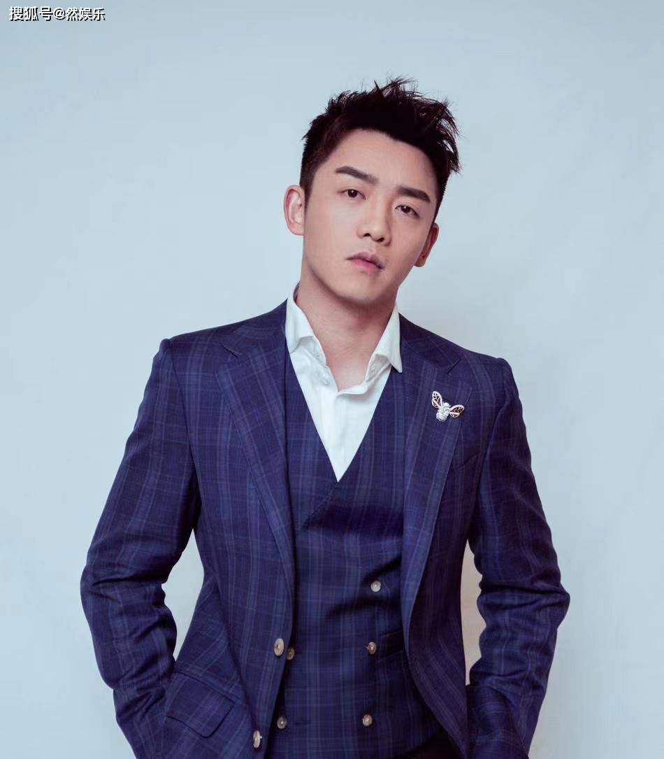 "表里不一"郑恺:编排赵丽颖甩脸鹿晗,拒婚程晓玥因杨颖当众黑脸_明星