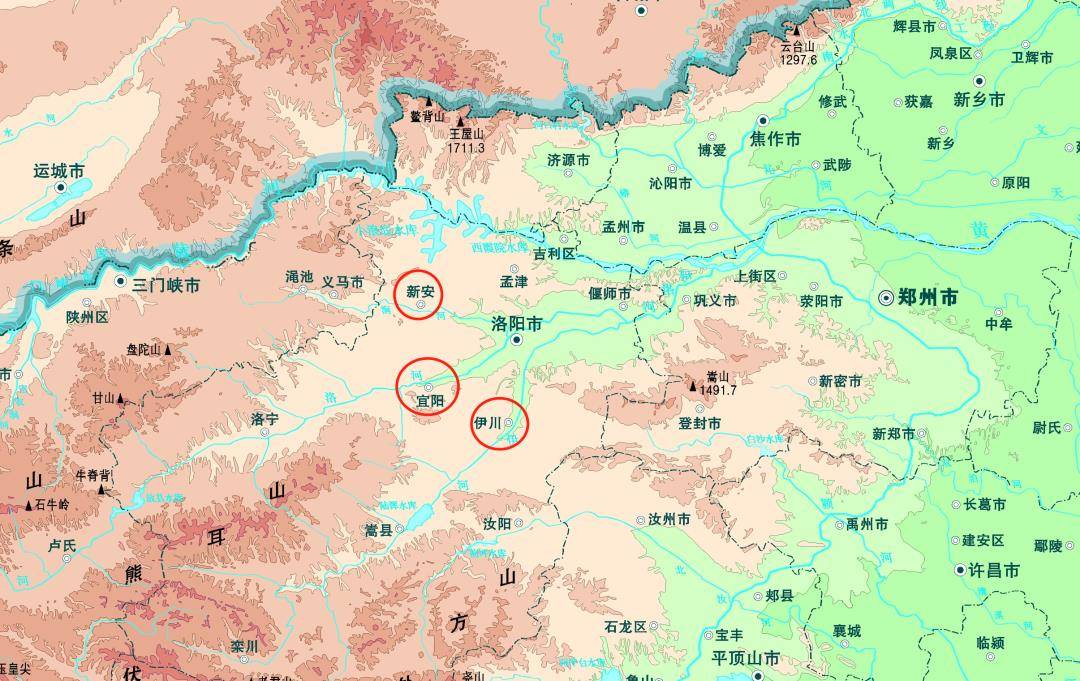 西面共有三个通道可以进入,从北向南分别是涧河河谷,洛河河谷和伊河