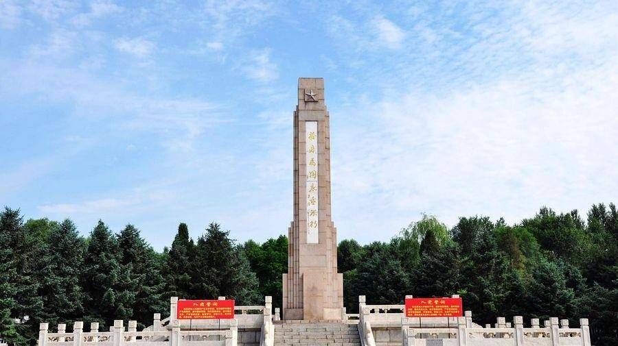 图 董存瑞纪念碑艾东:舅舅一直活在我们心里卢长岭整整为董存瑞守了