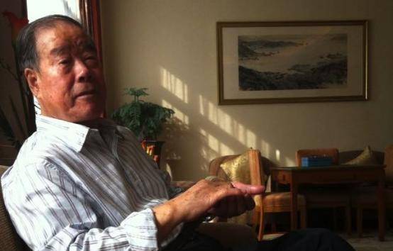 但因为他从小没有太接受过思想教育,所以新中国成立之后张太恒就被